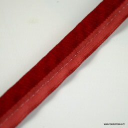 Passepoil velours 7mm coloris Rouge pour l'ameublement