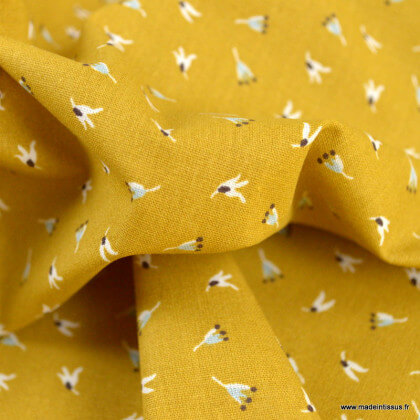 Tissu Spity en coton Bio motifs fleurs fond moutarde -  oeko tex