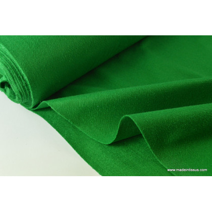 Feutrine 100% polyester vert443 180cm 325gr/m²