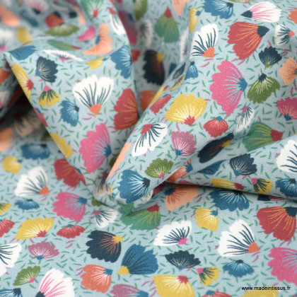 Tissu coton Mira motifs fleurs fond bleu - oeko tex