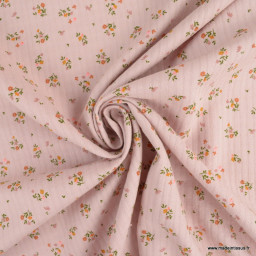 Tissu coton gaufré seersucker type double gaze motifs fleurs fond vieux rose Mathilda
