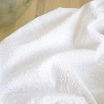 Tissu broderie anglaise coton blanc - Enguerand
