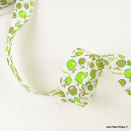 Biais replié 18 mm coton motif pommes fond blanc