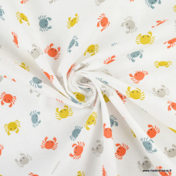 Tissu coton motif animaux crabes multicouleurs fond blanc