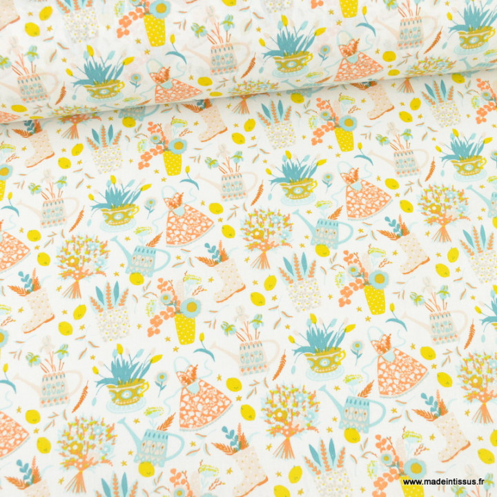 Tissu coton été motif arrosoirs, fleurs et bottes