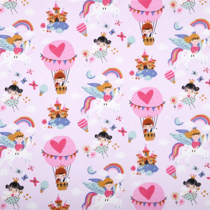 Tissu Ninon en coton motif chateaux, princesses et montgolfières fond rose