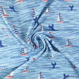 Tissu jersey motif voiliers et queue de baleine fond blanc - Oeko tex standard 100
