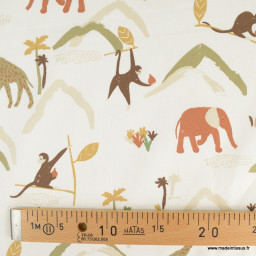 Tissu cretonne coton Zambia motif animaux de la jungle fond blanc cassé  -  OEKO TEX