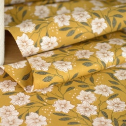 Tissu coton fleuri fond moutarde - RJR fabric - Get out and explore