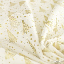 Tissu de Noël motif foret de sapins et étoiles or fond blanc cassé - OEKO TEX