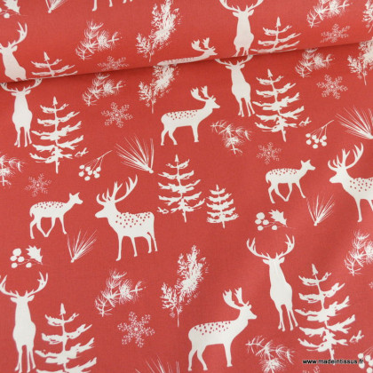 Tissu coton Ketil motifs animaux de la foret et sapins de Noël fond rouge - Oeko tex