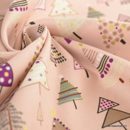 Tissu de Noël motif sapins de noël fantaisies fond rose - OEKO TEX