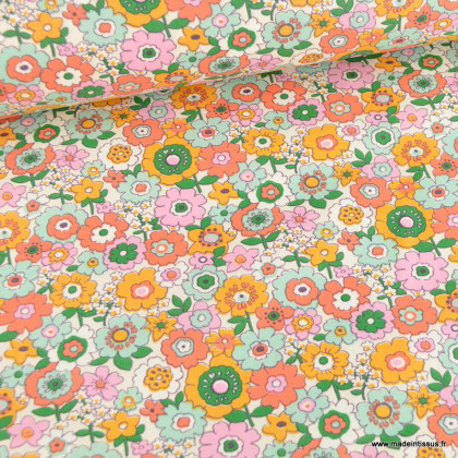 Tissu coton Enduit Popette motifs fleurs rises et vertes fond ivoire