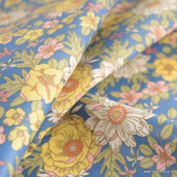 Tissu coton Enduit Lolita motifs fleurs fond marine