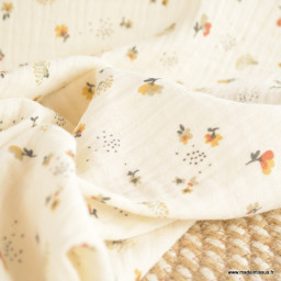 Double gaze Nelsi motif fleurs fauve fond Ecru - oeko tex