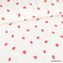 Double gaze motif fraises fond blanc - oeko tex