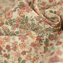 Popeline Sixtine motif fleurs rose argile fond écru