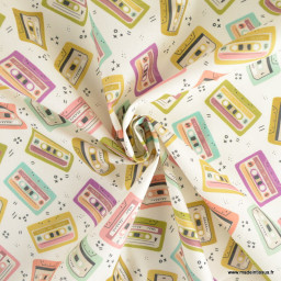 Tissu coton Enduit motif cassettes audio vintage