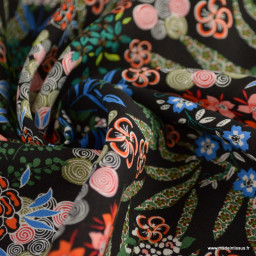 Tissu Viscose Nara motifs fleurs fond Noir