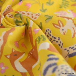 Tissu coton imprimé Rila motif fleurs et animaux fond moutarde - Oeko tex