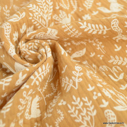 Tissu Double gaze Tolly motif animaux et feuillage fond Camel - OEKO TEX