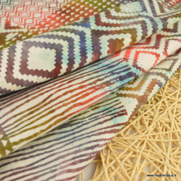 Tissu Batik en coton motif graphique multicouleurs