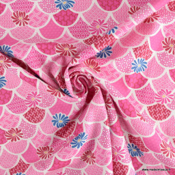 Tissu popeline motifs ecailles japonaises fond Rose - Oeko tex