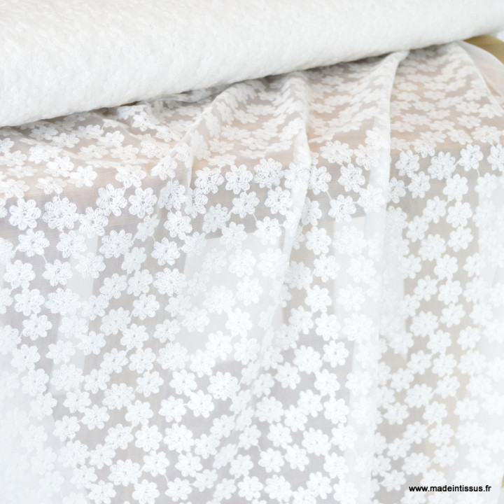Tulle brodé stretch Izia - Blanc