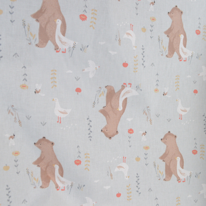 Tissu cretonne coton Nominoe motif ours et oies vert clair -  oeko tex