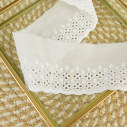 Broderie Anglaise blanche Laure - 65 mm