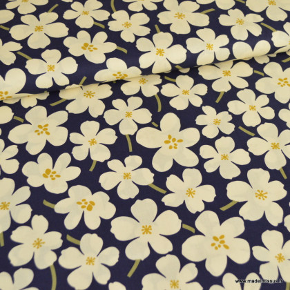 Popeline de coton motif fleurs écru fond indigo - Oeko tex