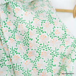 Tissu coton dévoré - motif fleuri vert et blanc