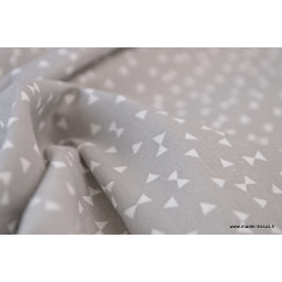 Tissu 100% coton dessin triangles Gris  x50cm