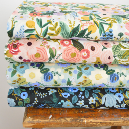 Tissu Rifle Paper motif fleurs - Collection Garden Party bleu