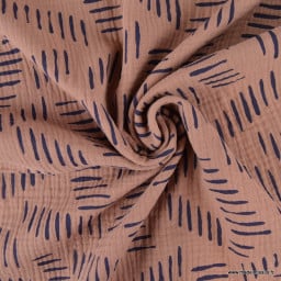 Tissu Double Gaze Coton – Motif Graphique Indigo sur Fond Cassonade