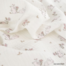 Tissu Double Gaze Bio – Motif Lapins Roses & Fleurs