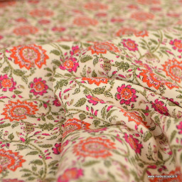 Tissu popeline de viscose écovero motif fleurs fond écru