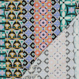 Tissu Satin de coton motif géométrique rayé bleu, rose et vert