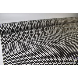 Tissu 100% coton dessin zigzag chevrons noir