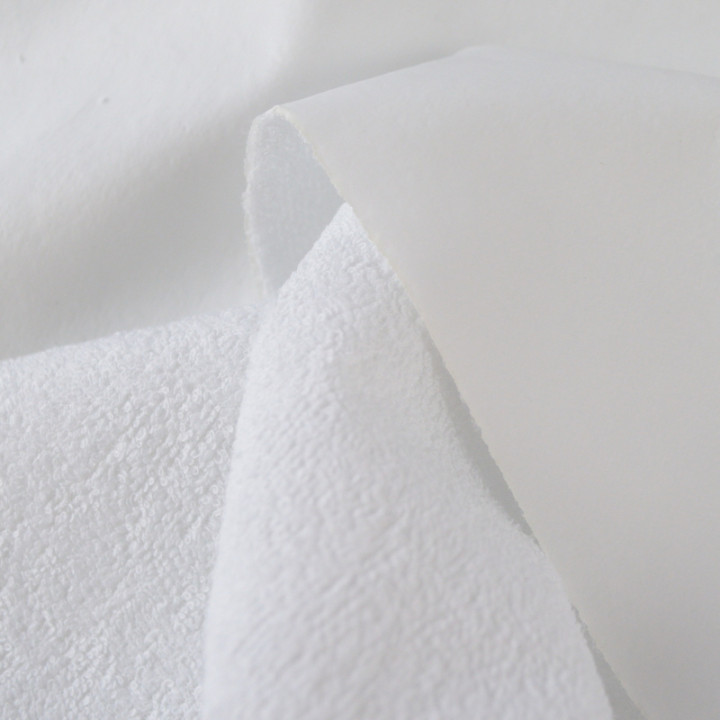 Tissu Alèse blanc imperméable - 195 cm