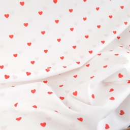 Tissu popeline de coton motif coeurs rouges fond blanc - OEKO TEX
